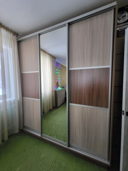 Продам комплект Шкаф+комод