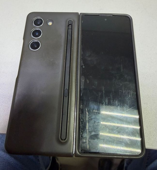 Samsung Gazaxy Z Fold 5. 12/ 512