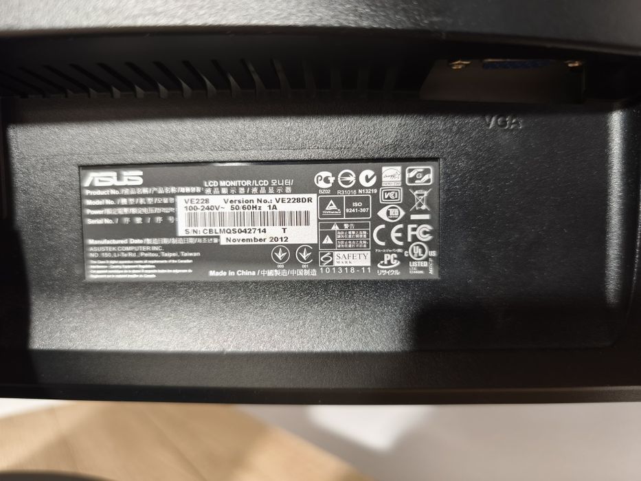 Vand monitor Asus, 23.6 inci