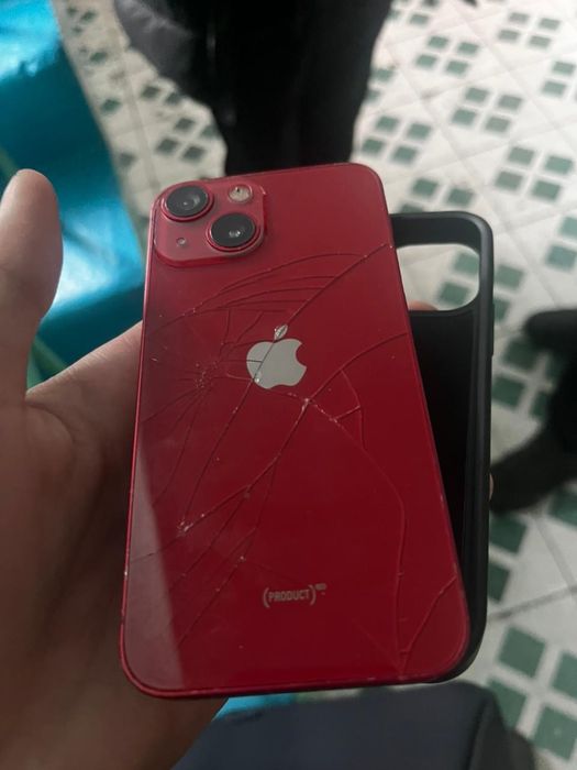 Продам айфон 13 мини за 80 тысяч