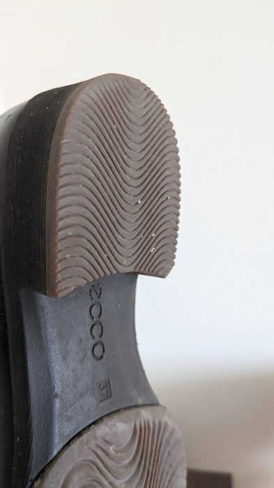 Ghete Ecco Goretex dama 37