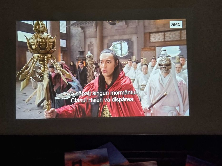 Videoprjiector Emachine700 3D HD pentru Terasă