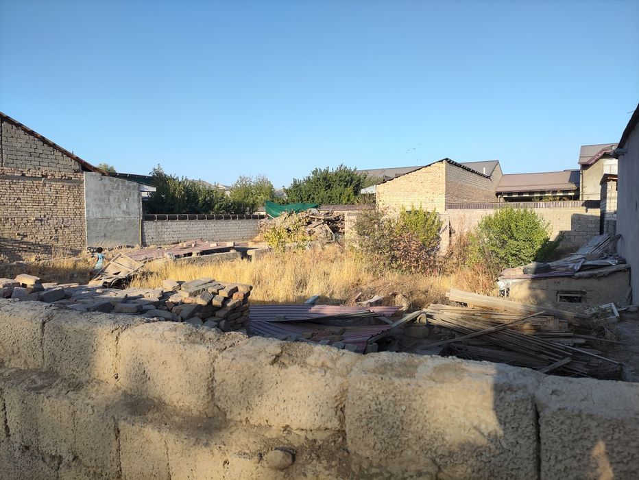 Участка келишадиган нархда