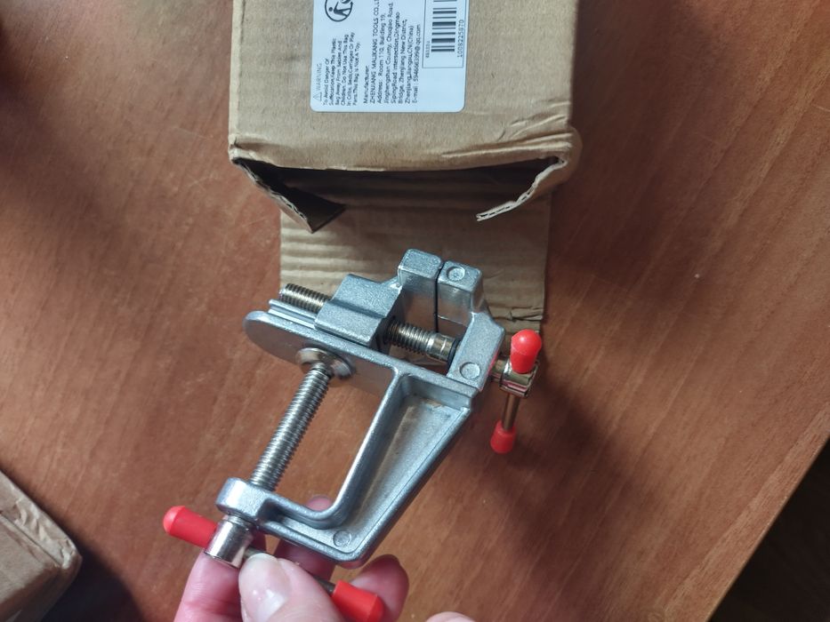 Тиски из алюминиевого сплава