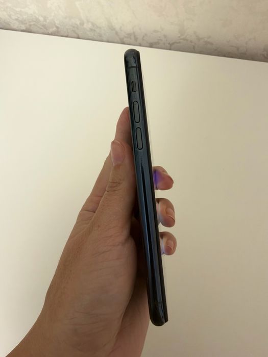 Продам iPhone 11pro