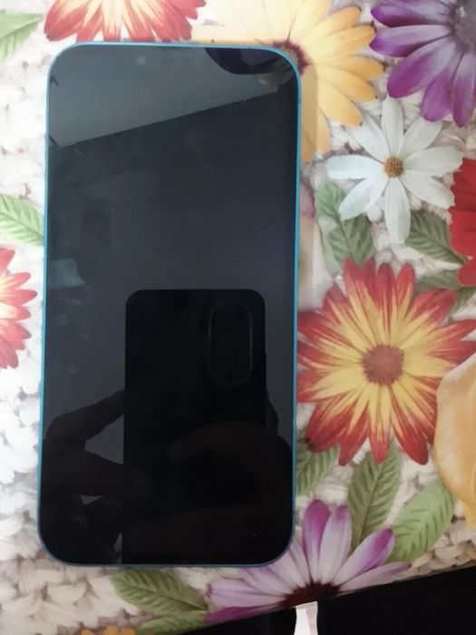 Vand sau schimb iphone 13