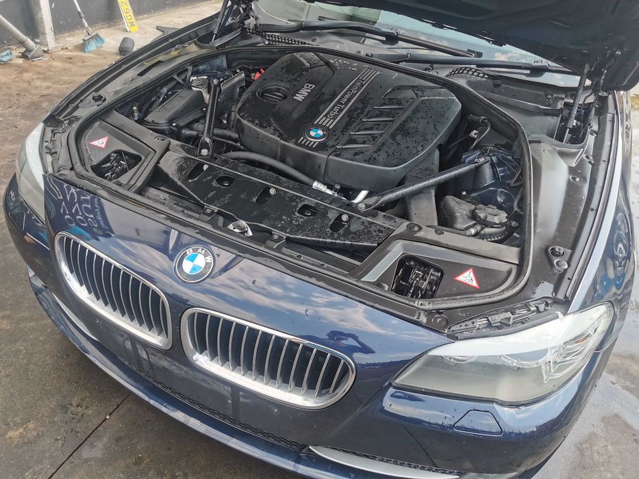 Dezmembrez bmw seria 5 f10 520 d 184 cp/bara fata/capota/far/stop/usa/