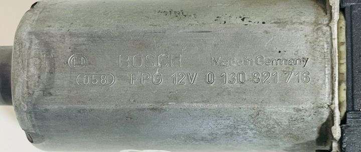 Motoras macara geam stanga fata Bosch 0130821716 BMW Seria 3 E46