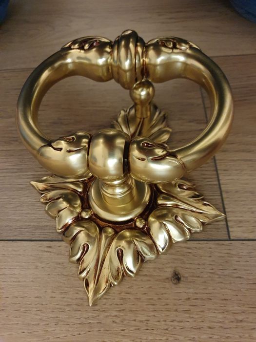 Bătător ușa intrare