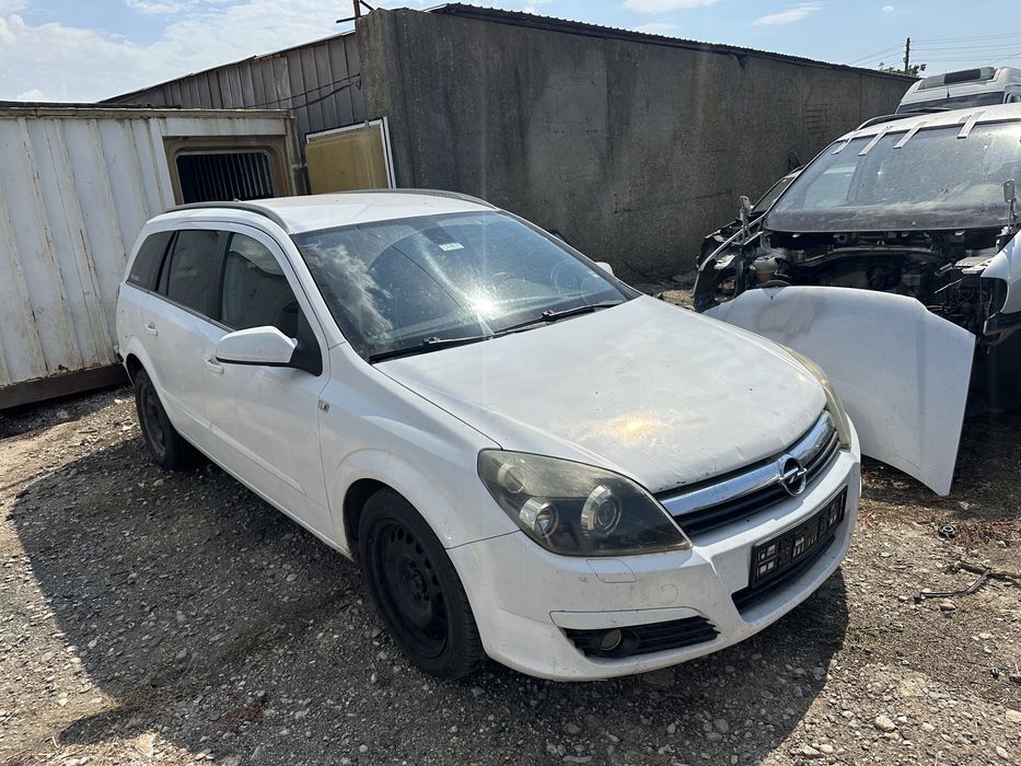 Opel Astra H 1.9CDTI 120 на части