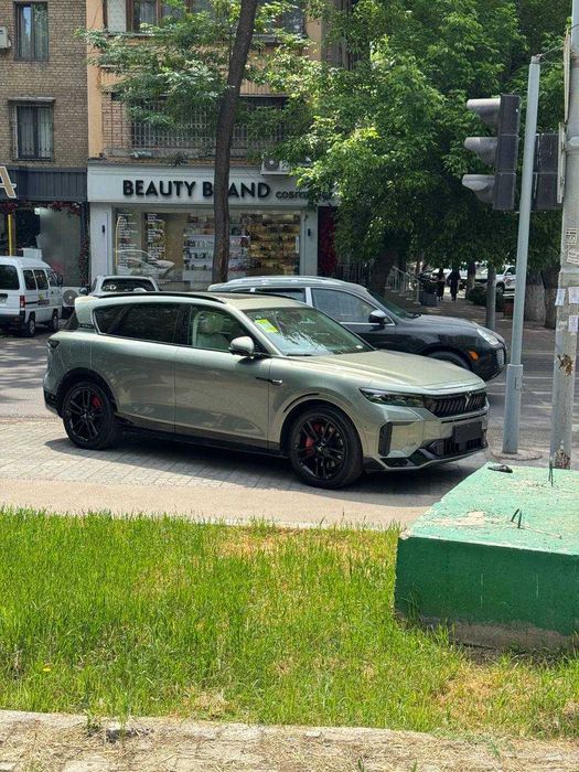 Yangi VOYAH FREE 2025 rasmiy dilerdan kafolat bilan naqd, kredit