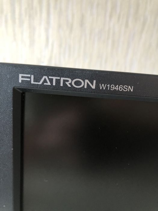 Монитор LG 1946SN