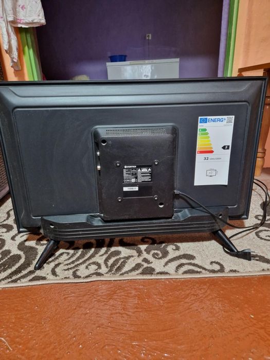 Vand Smart TV vortex  80 cm