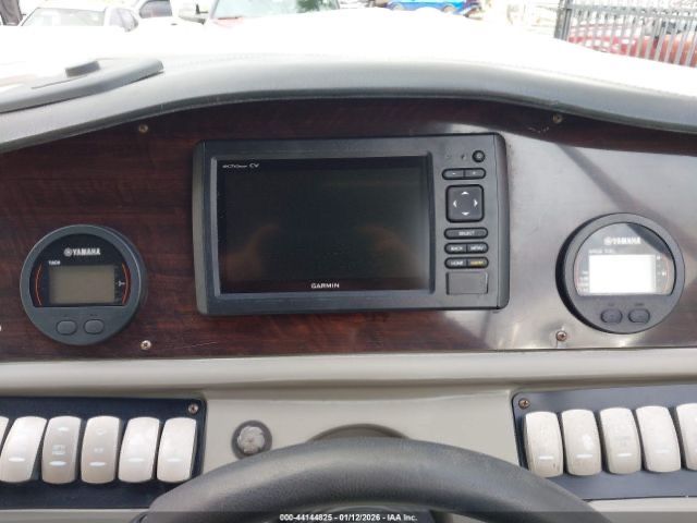 2017 года Hurricane SunDeck SD