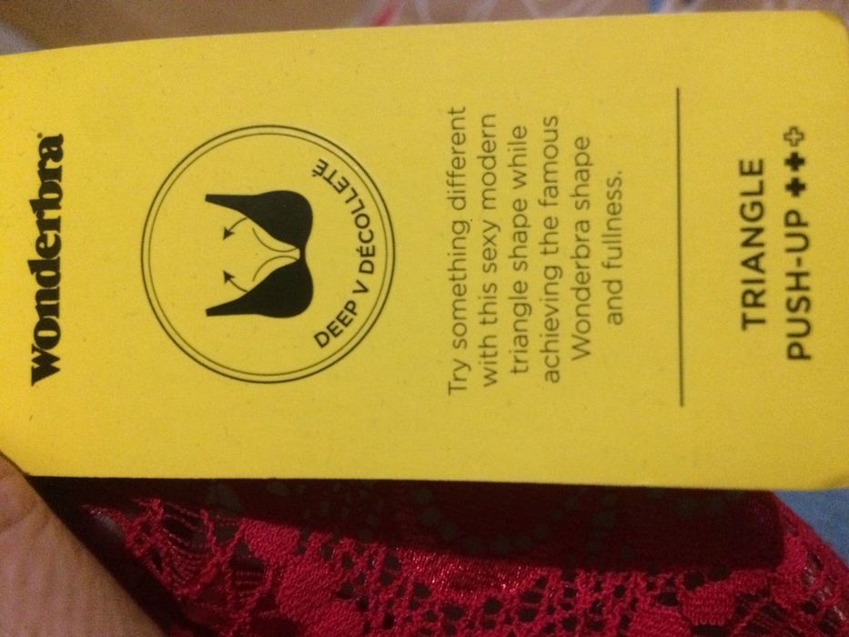 Продам бюстгальтер новый красный