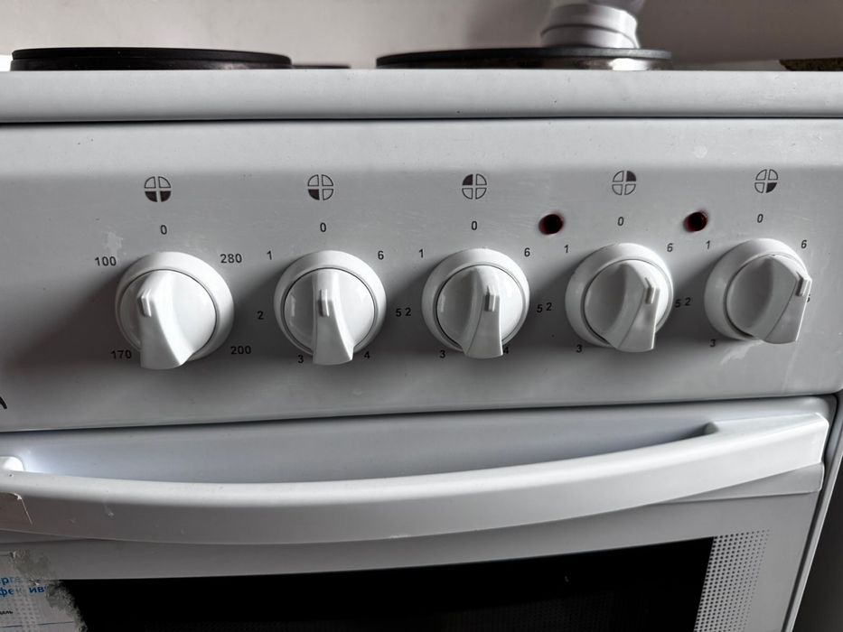 Продам электрическую плиту