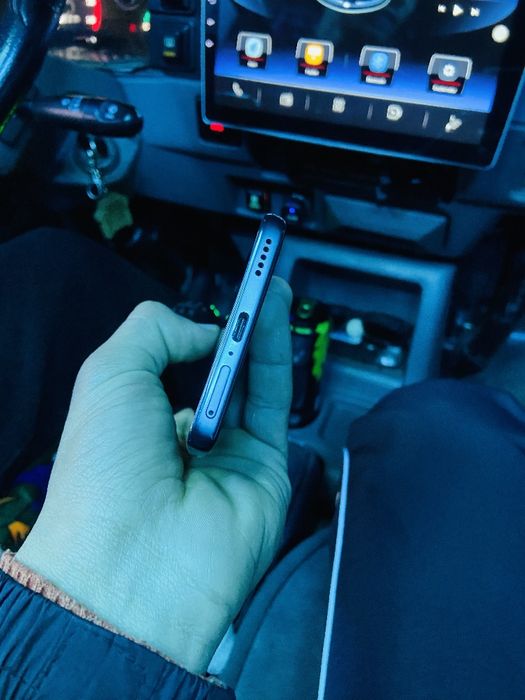 Honor x 9 b ideal xolatda