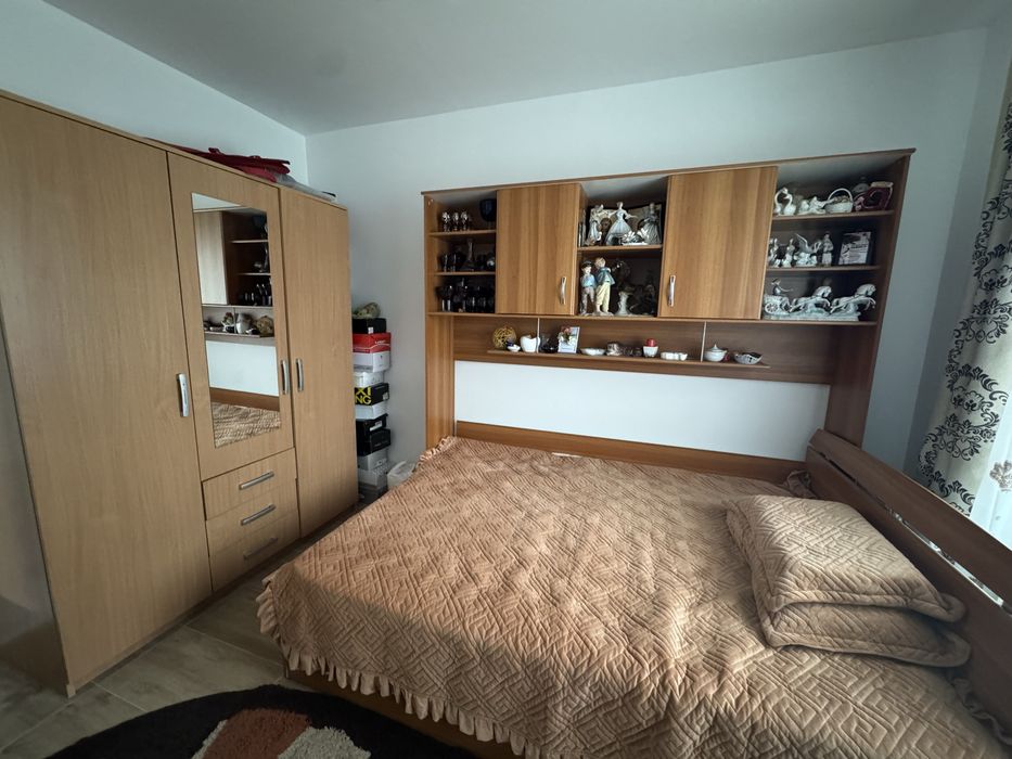 Vând mobila dormitor