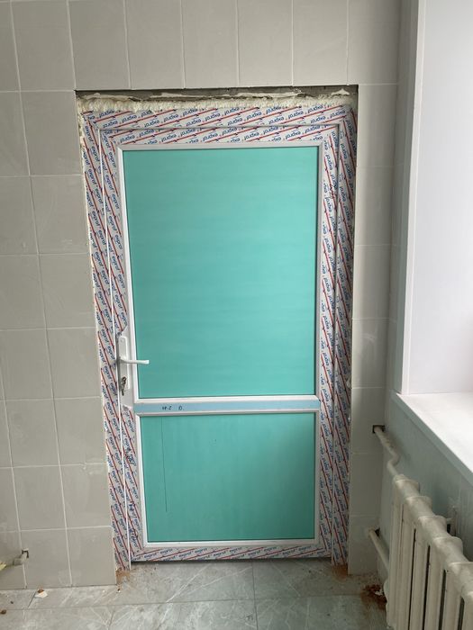 Дверь двери пластиковые