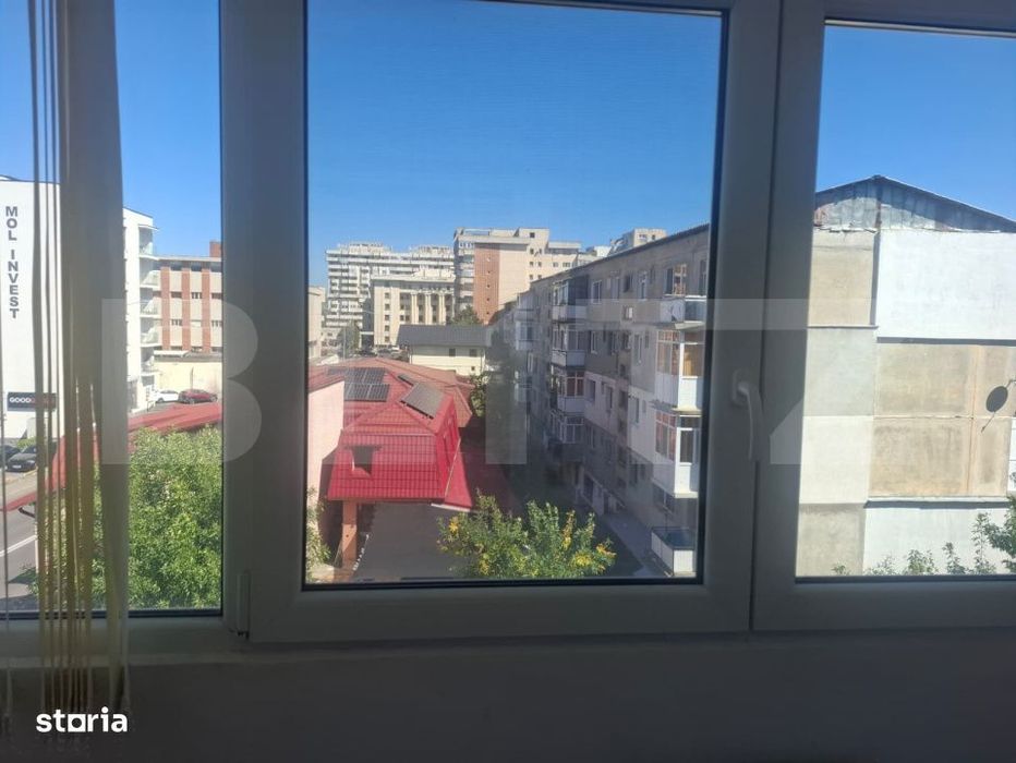 Apartament 3 camere, 73 mp, zona Micro 11