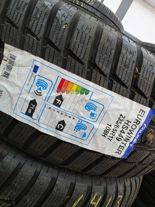 2бр Зимни гуми 235 65 17 - Falken
