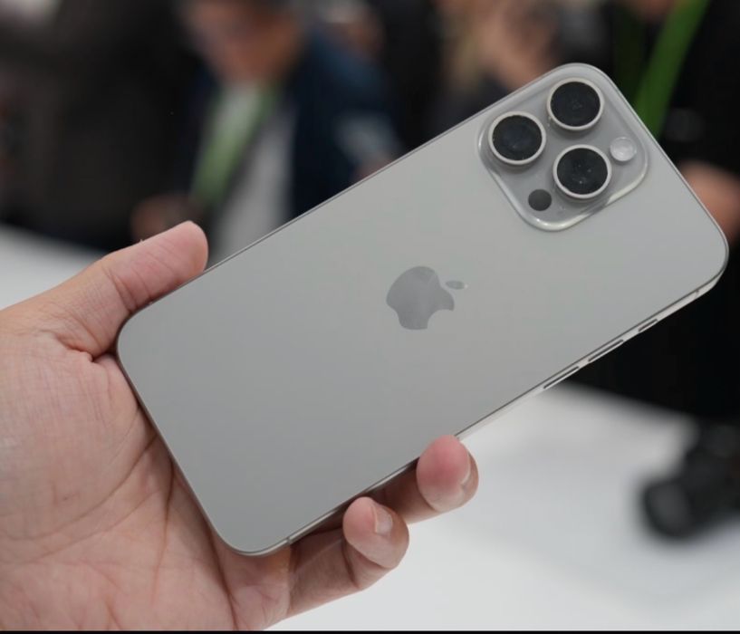 Iphone 15 pro в хорошем состоянии