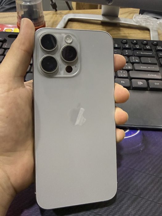 iPhone 15 Pro Max