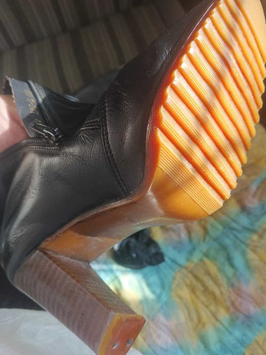 Зимняя женская обувь СССР