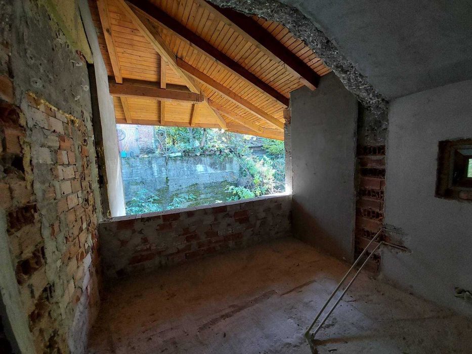 Продава се Къща в Гълъбово - 500 кв.м за 126 €/кв.м - Снимка #3