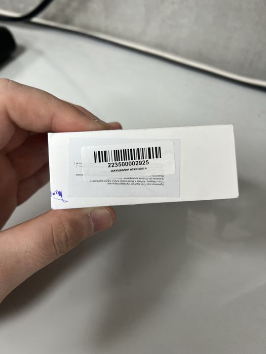 Наушники Air Pods 4