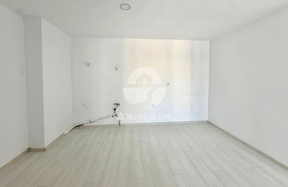 Продава се Тристаен апартамент в к.к. Слънчев бряг - 87 кв.м за 1495 €/кв.м - Снимка #5