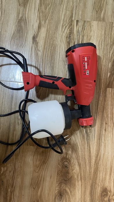 Пистолет-краскопульт электрический — новый, из Германии