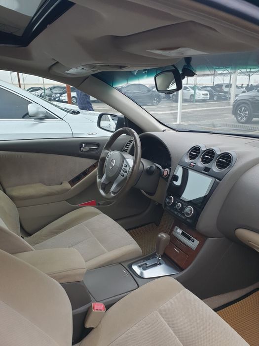 Nissan altima 3 pozitsia