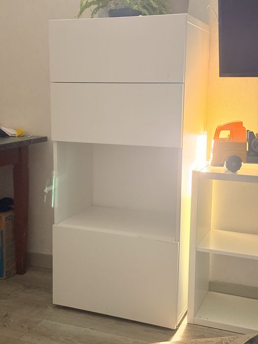 Продам комод и стеллаж. Икея