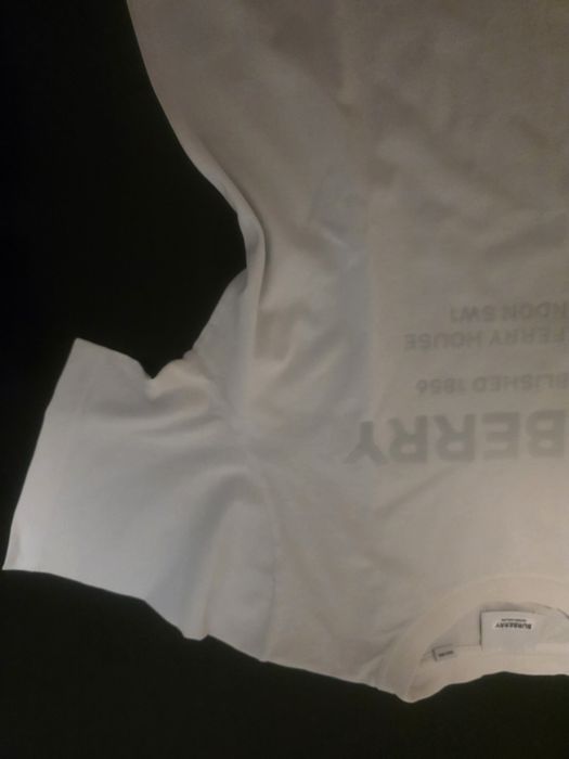 Тениска.  Burberry M