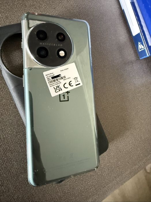 Продам Oneplus 11 5G