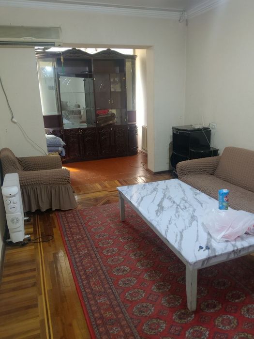 Arzon kvartera bor  o'g'il bollarga Ibn sino  Beruniyga yaqin