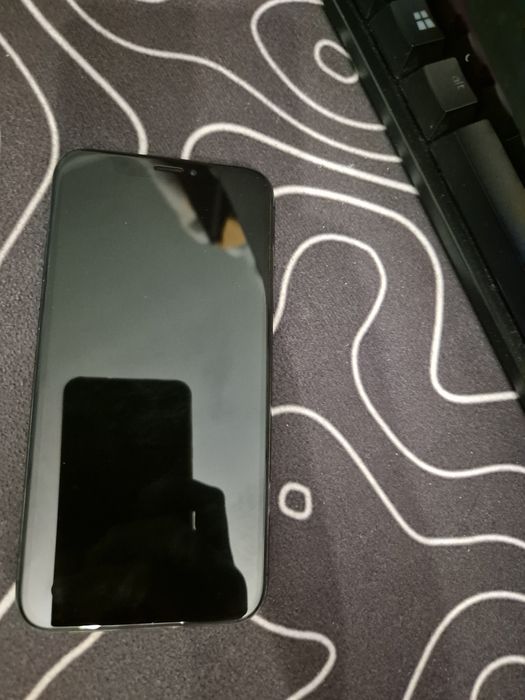 Iphone XS заблокирован