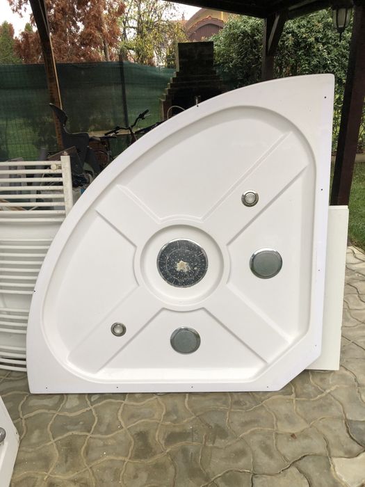 Vand cada cu hidromasaj