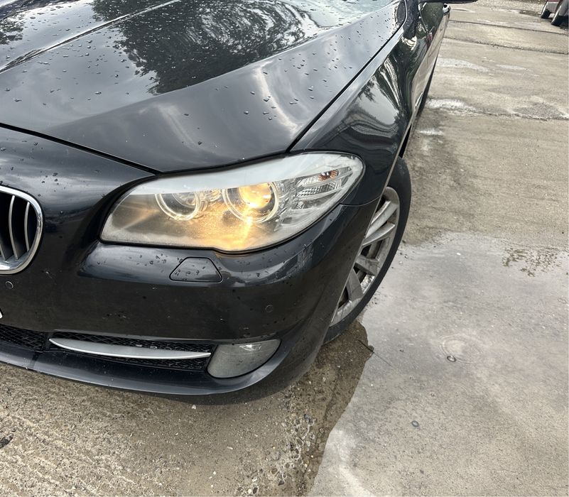 Far stanga bmw f10 f11 far dreapta bmw f10 f11 halogen bec h7