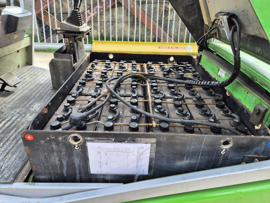 Stivuitor electric CESAB