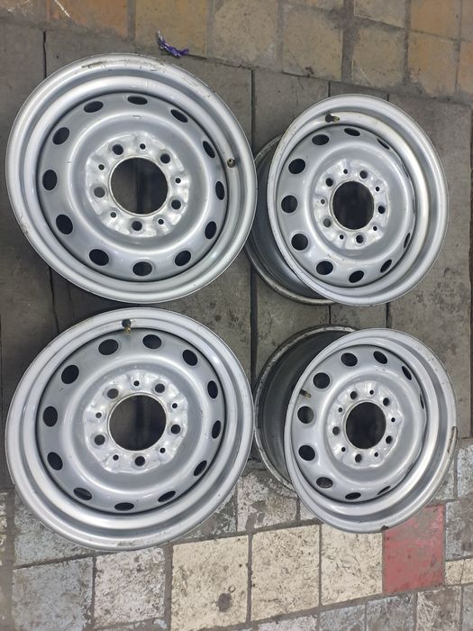 Продам диски на ниву