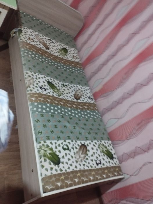 Кровать одна спальня