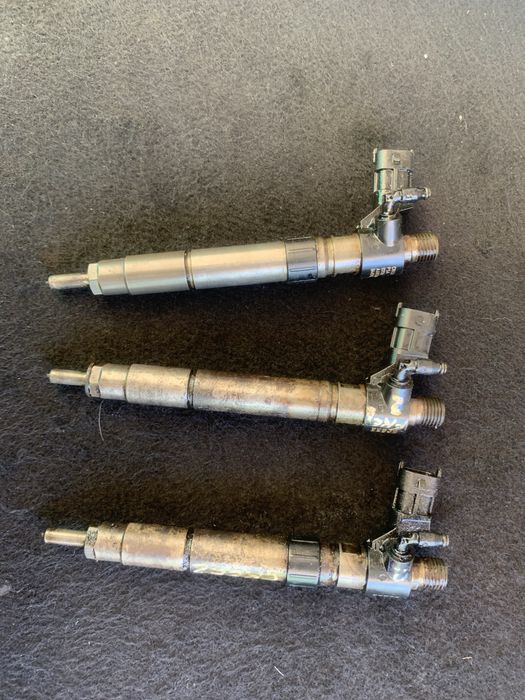 Injector Land Rover Freelander 2  2.2 TD4 160CP 2006-2014 0445115042