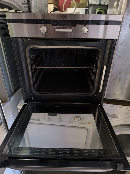 Фурна с котлони AEG В5741-4-M - 8 Функци с вентилатор