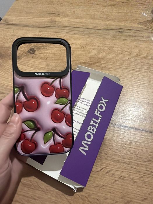 Чисто нов кейс Mobilfox за i phone 17 pro