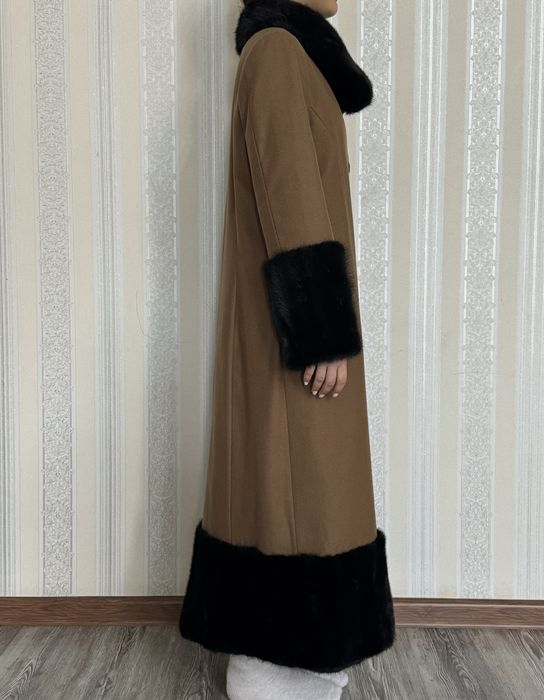 Пальто зимний сезон