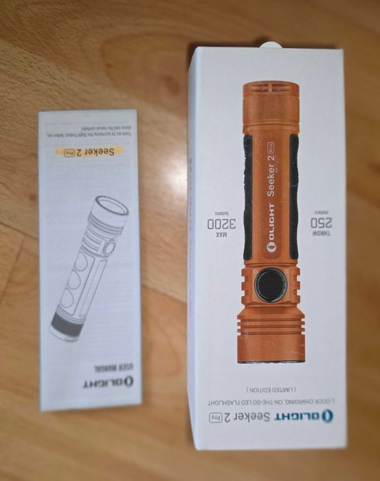 Нов LED фенер Olight Seeker 2 Pro (до 3200  лумена) - оранжев