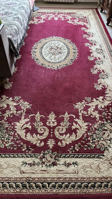 Ковер для дома (красный)