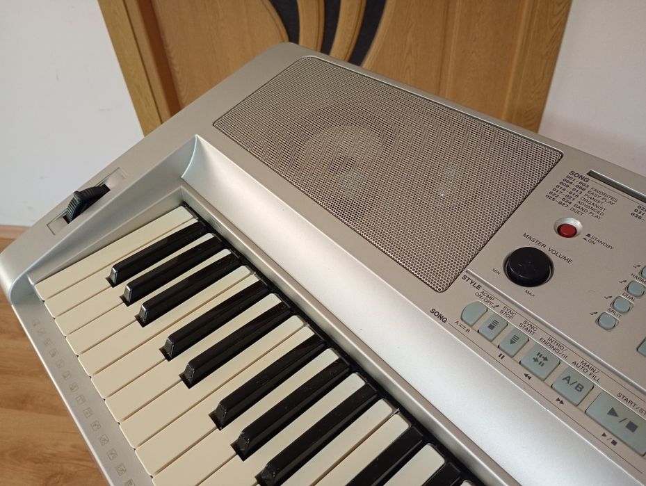 YAMAHA DGX-305 usb card memorie pian digital orga